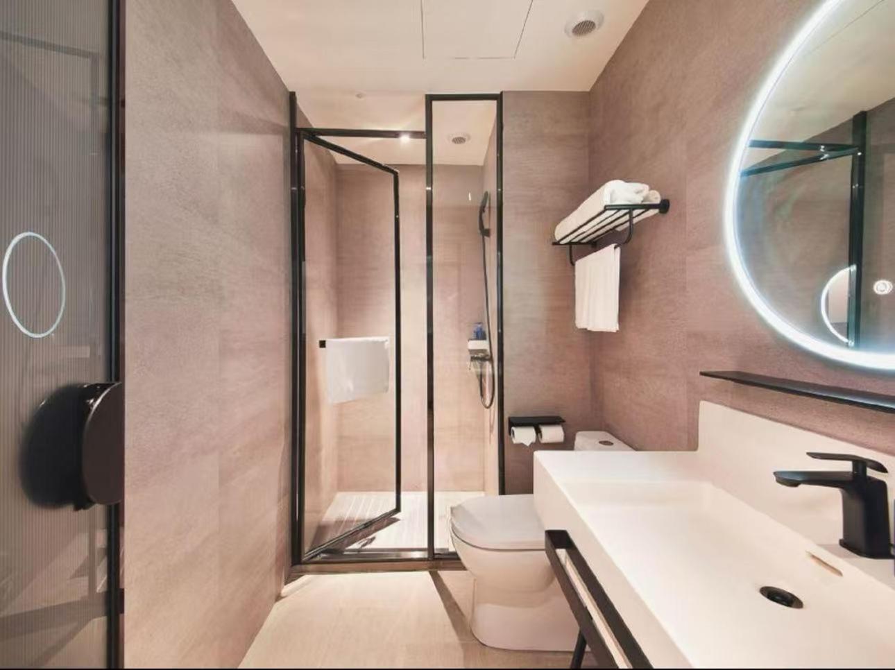 Hanting Hotel Shanghai Babaiban Pudian Road Subway Station Bagian luar foto