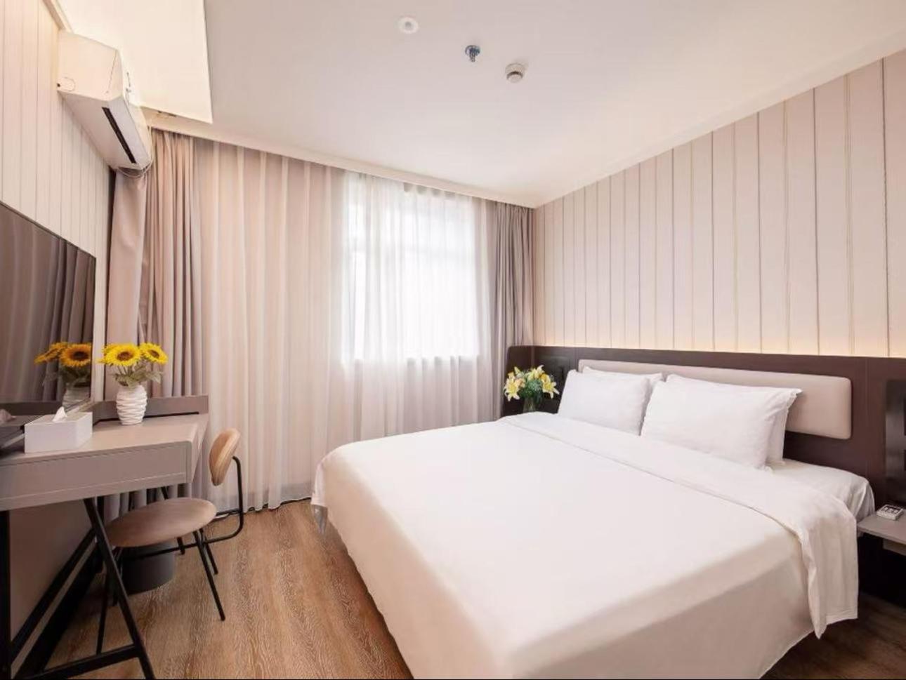 Hanting Hotel Shanghai Babaiban Pudian Road Subway Station Bagian luar foto